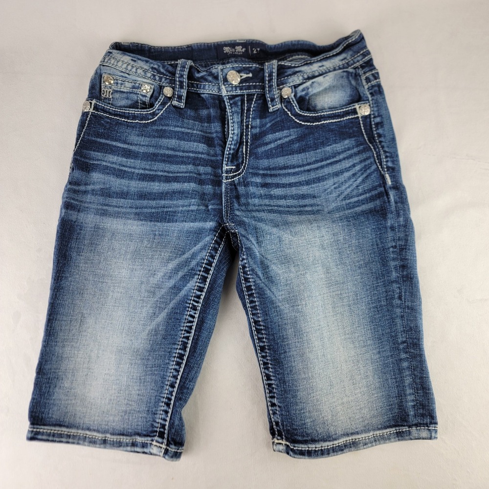 Miss Me Mid-Rise Bermuda Shorts 27 Medium Wash Embroidered Dreamcatcher Denim - Picture 3 of 9